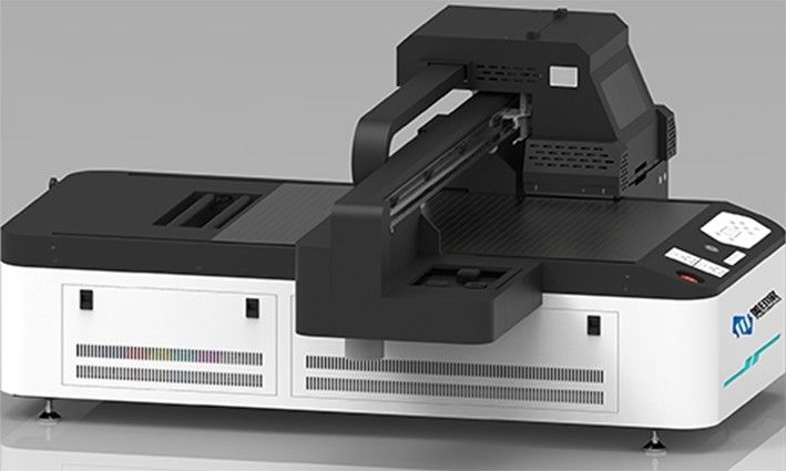 1440 DPI UV 잉크젯 평면 프린터 다중 잉크로 활기차고 정밀한 인쇄